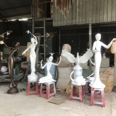 Tượng đèn trang trí đại sảnh | Tinh tế và độc đáo trong trang trí nội thất