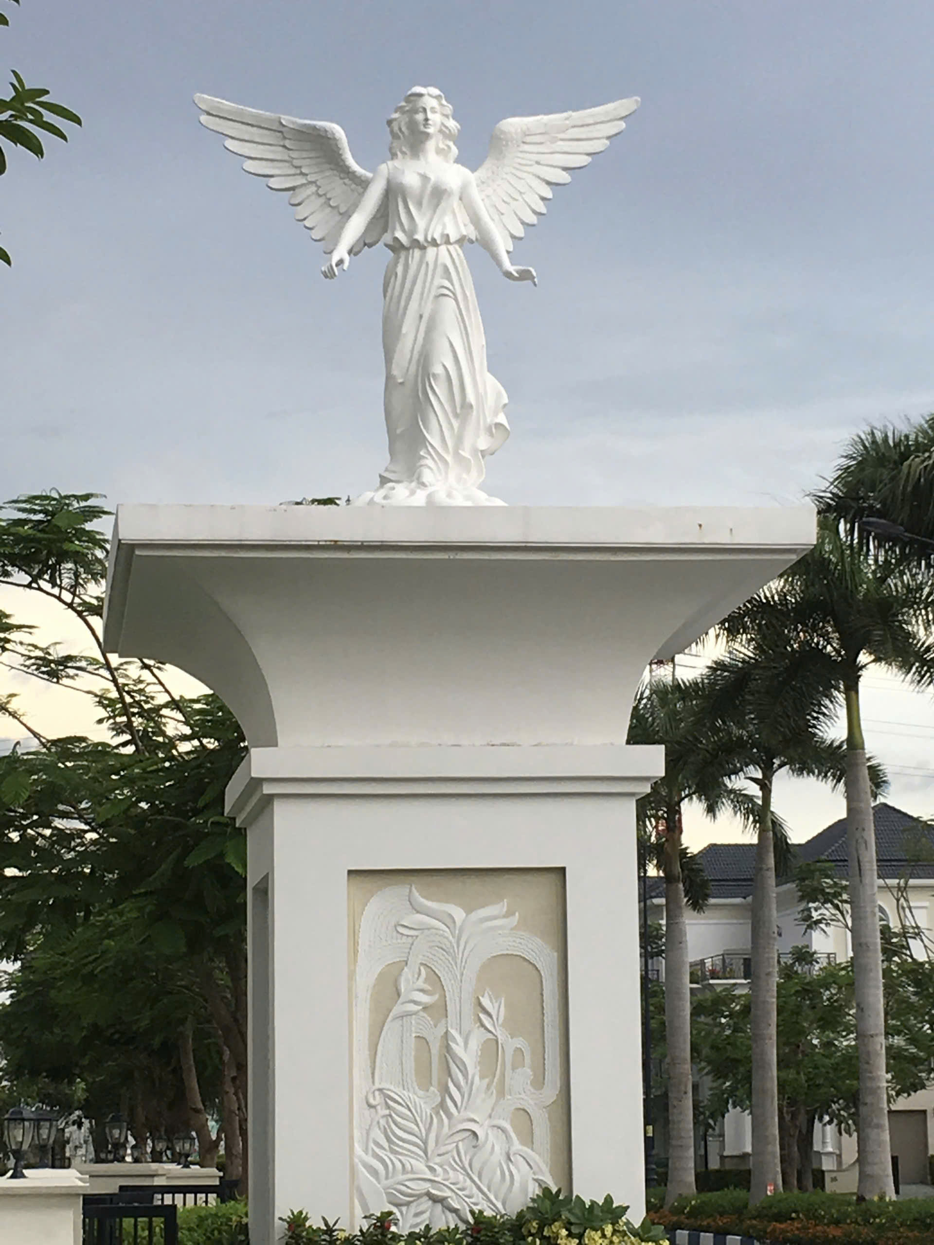 thi công tượng ngoài trời