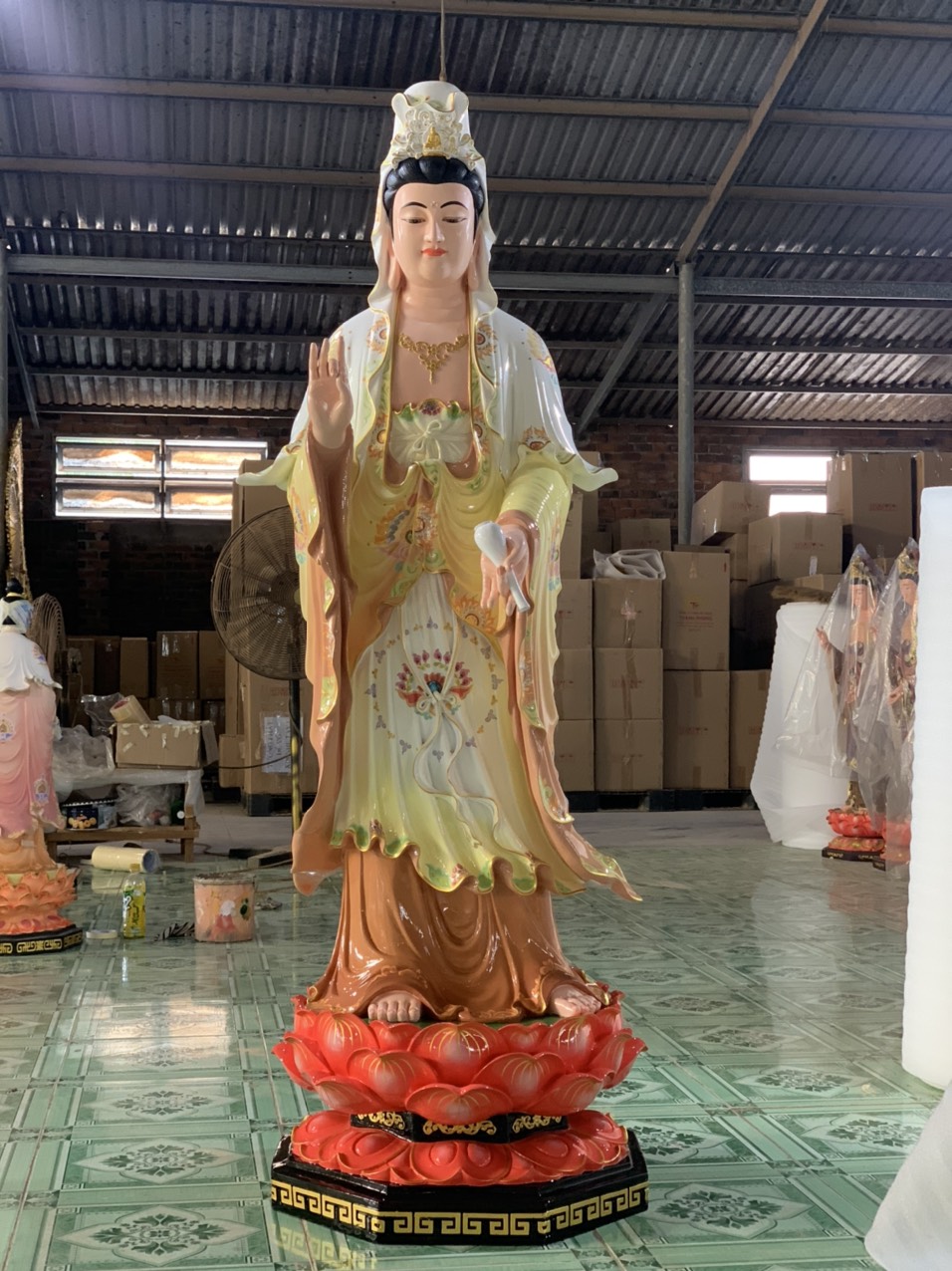 tượng mẹ quan âm composite