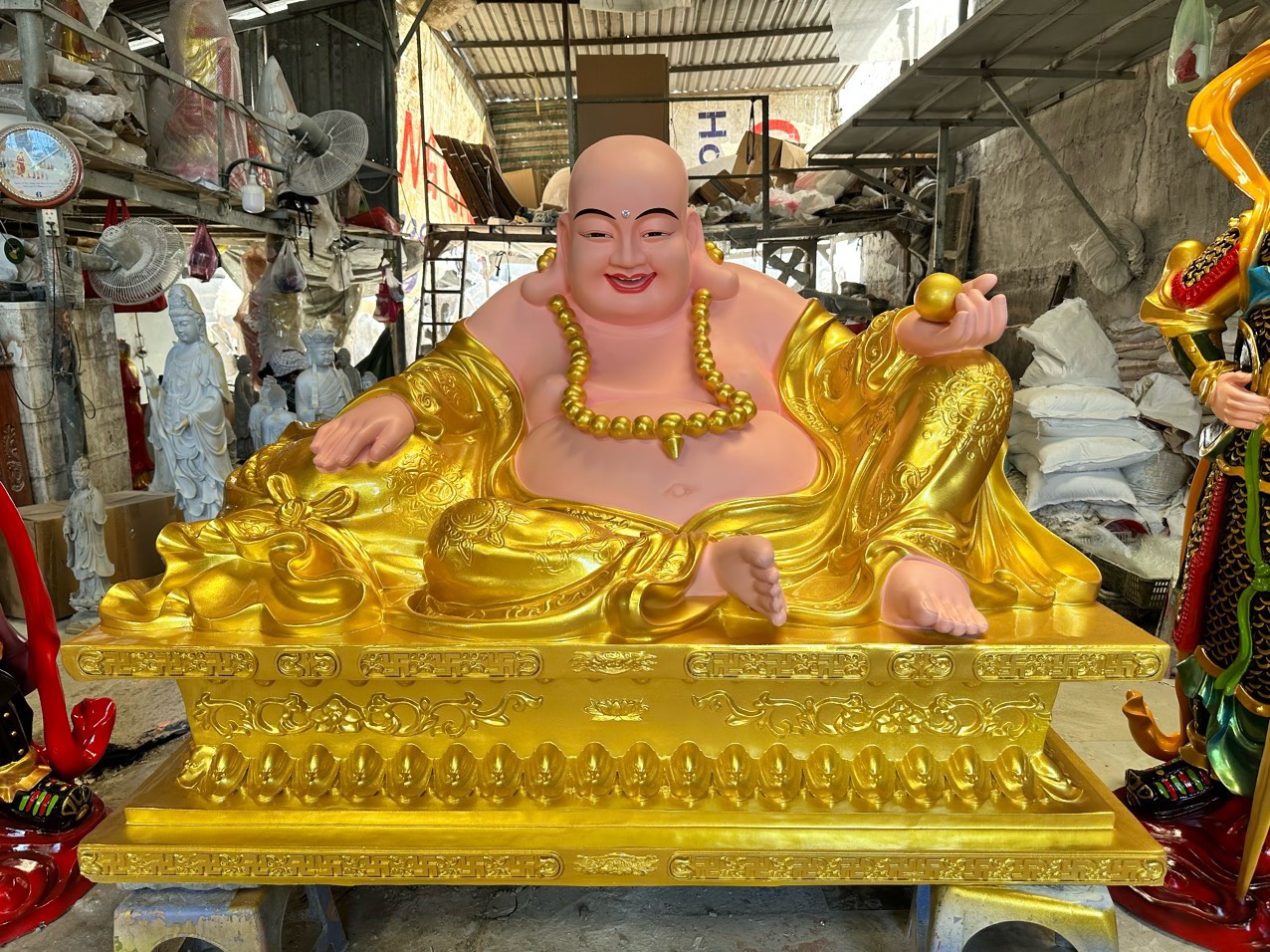 tượng phật di lặc composite