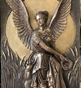 Phù Điêu Cô Gái Giả Đồng Trang Trí