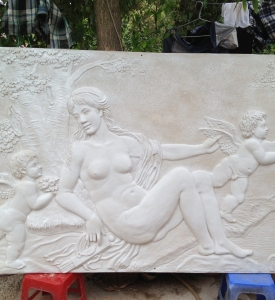 Phù Điêu Thiên Thần Và Thiếu Nữ