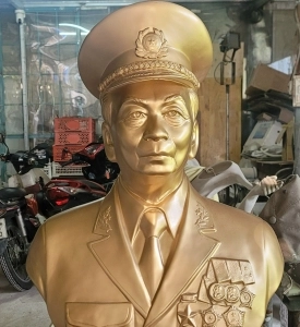 Tượng Chân Dung Đại Tướng Võ Nguyên Giáp