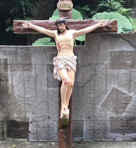 Tượng Chúa Bị Đóng Đinh Bằng Composite