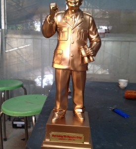 Tượng Đại Tướng Võ Nguyên Giáp Bằng Composite Giả Đồng