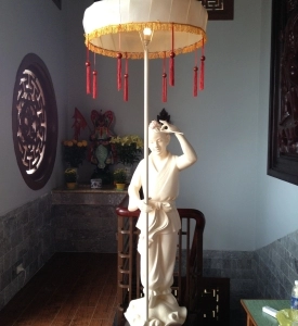 Tượng Đèn Chú Tiểu Bằng Composite