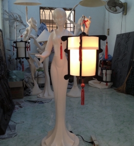 Tượng Đèn Cô Gái 
