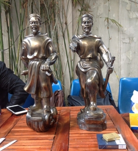 Tượng Quang Trung Chất Liệu Đồng